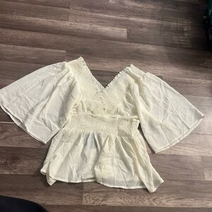 Mittoshop Cream Blouse with Flowy Sleeves